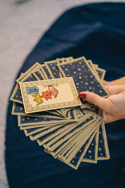 Lectura de Cartas, Angeloterapia y Tarot Terapéutico
